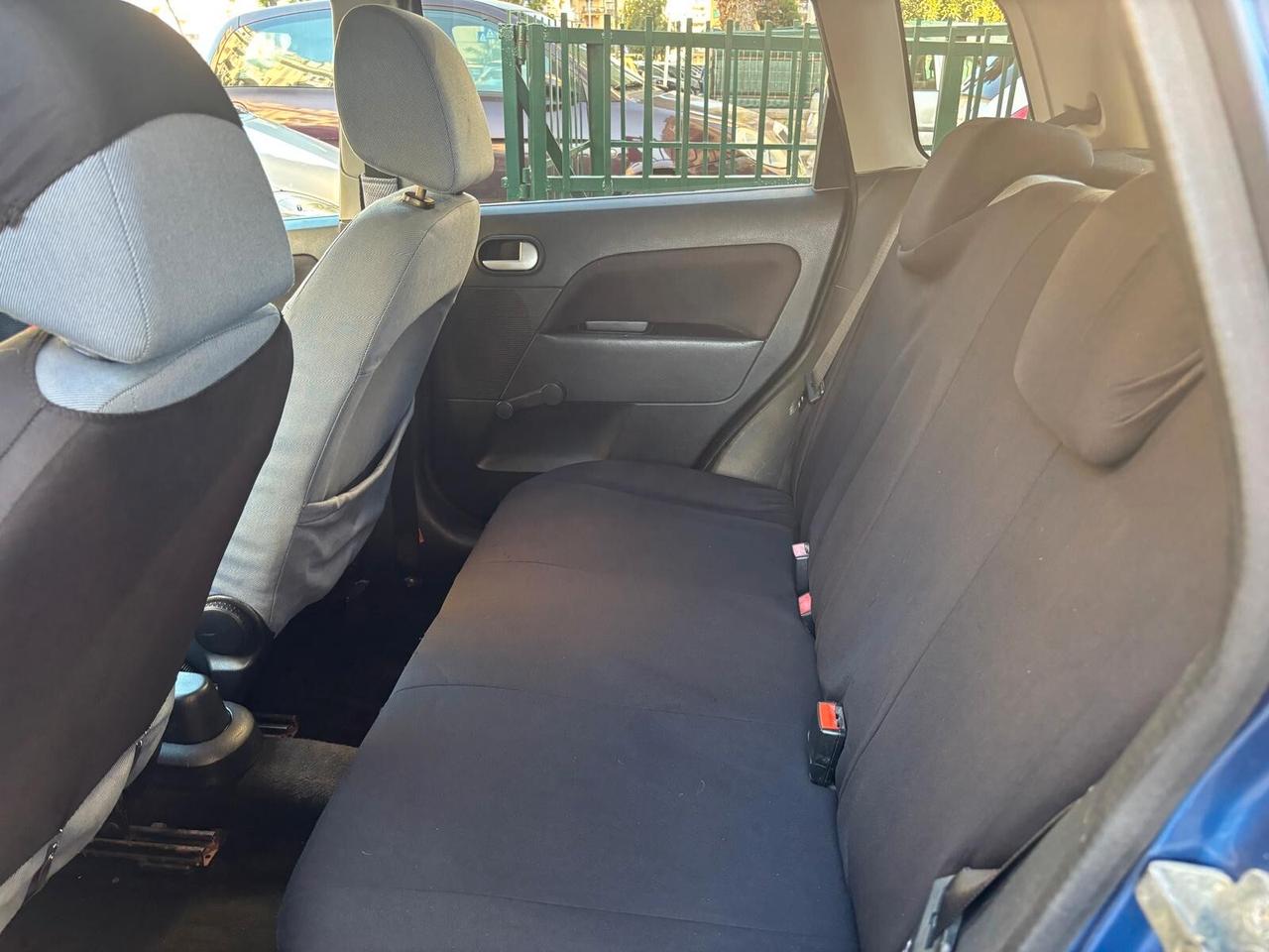 Ford Fiesta 1.4 TDCi 5p. Ghia