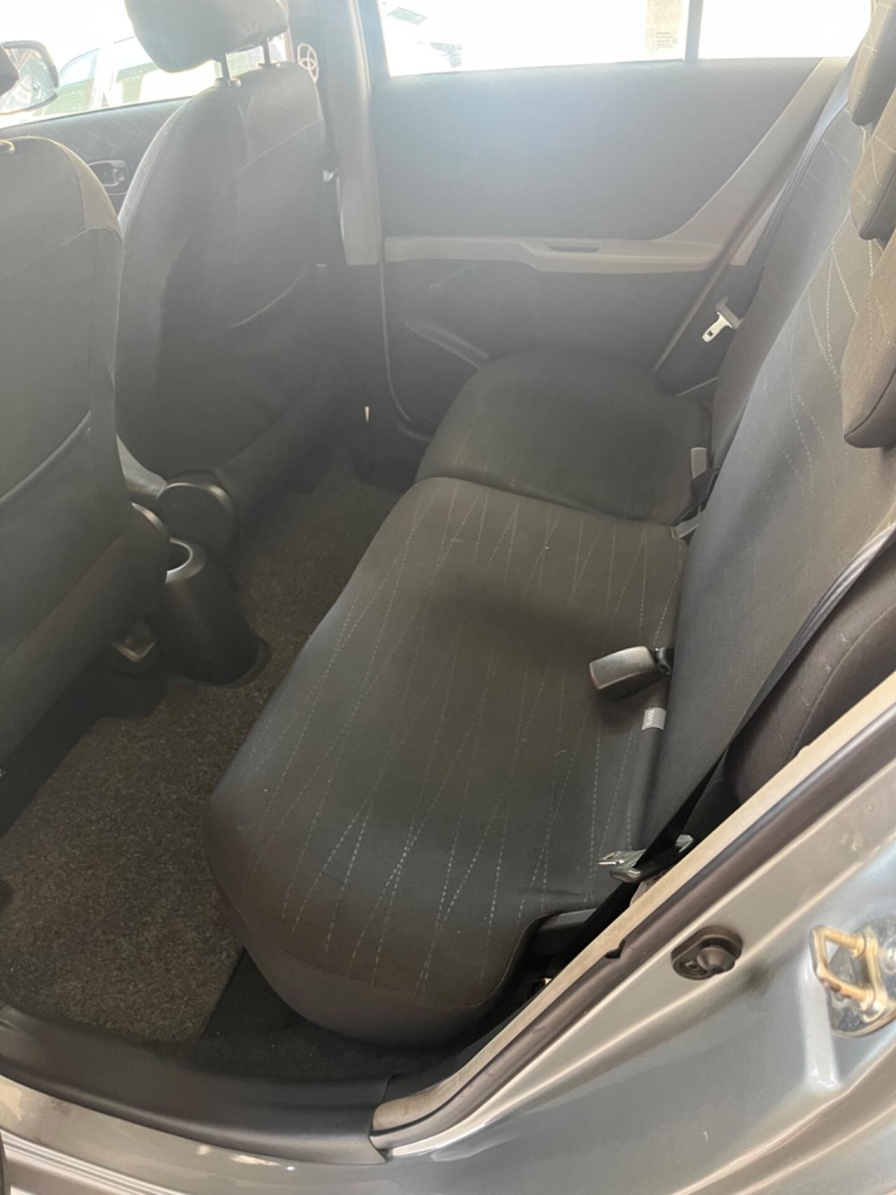 Toyota Yaris 1.3 5 porte Navi