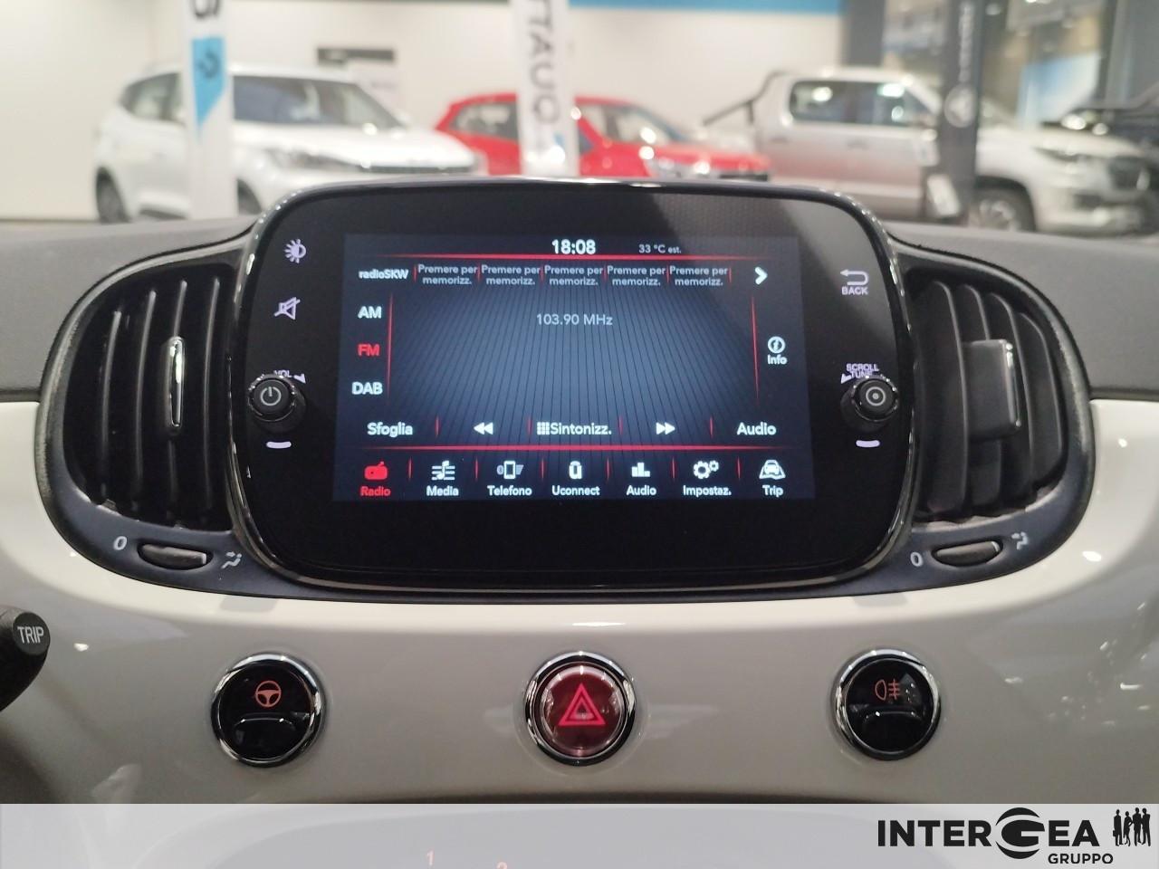 FIAT 500C 1.0 hybrid 70cv