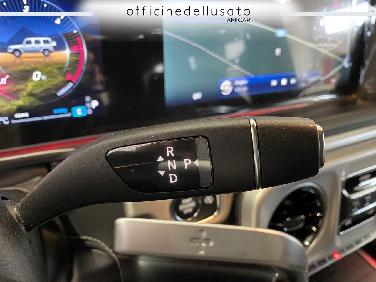 Mercedes-Benz Classe G 450 d 367cv stronger than the 1980s 9g-tronic