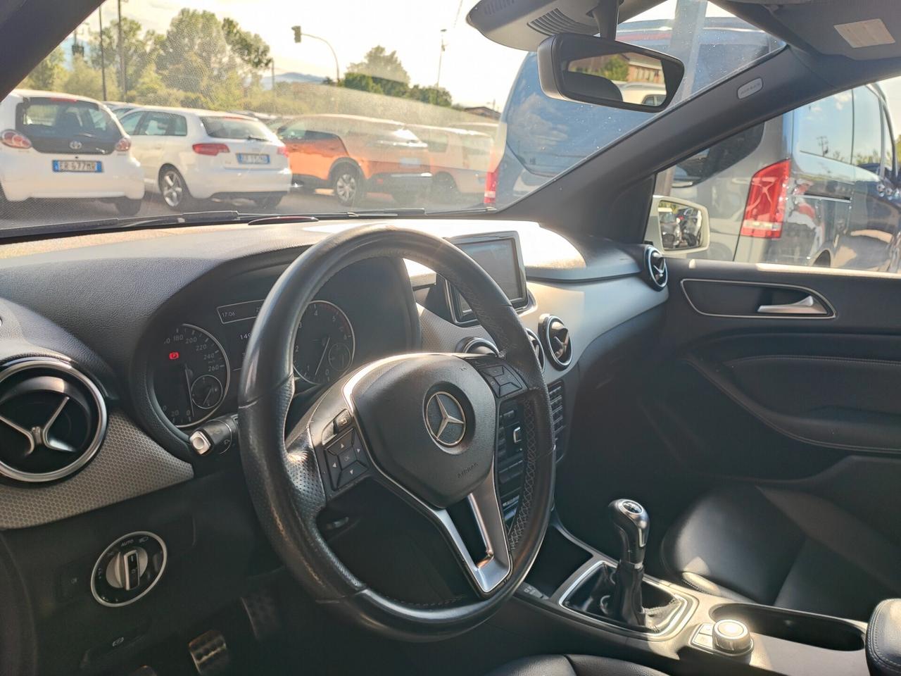 Mercedes-benz B 180 CDI BlueEFFICIENCY Premium