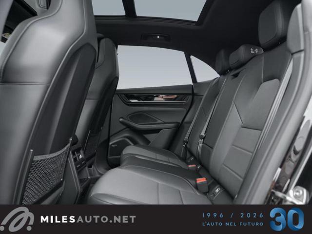 PORSCHE Macan Ev 4 PANO ACC Gancio Keyless PASM Bose