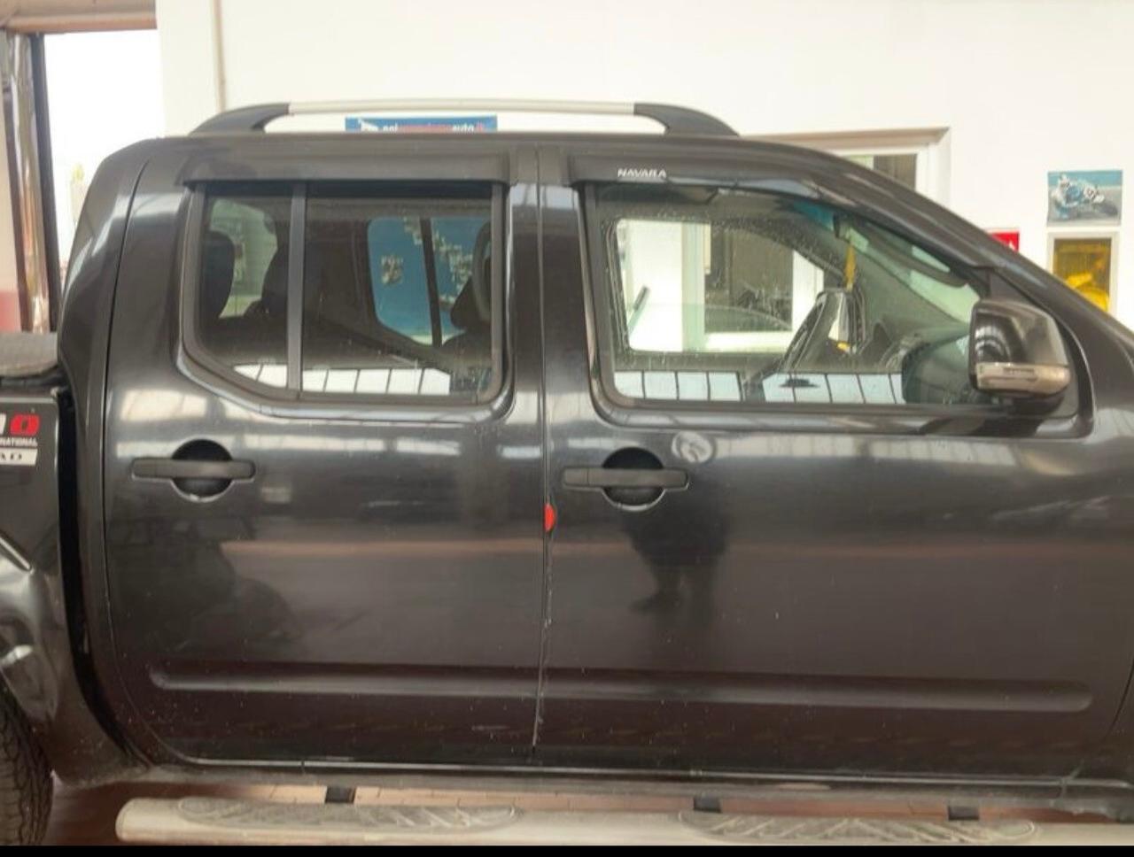 NISSAN NAVARA - PICK UP - 4X4 - GANCIO TRAINO