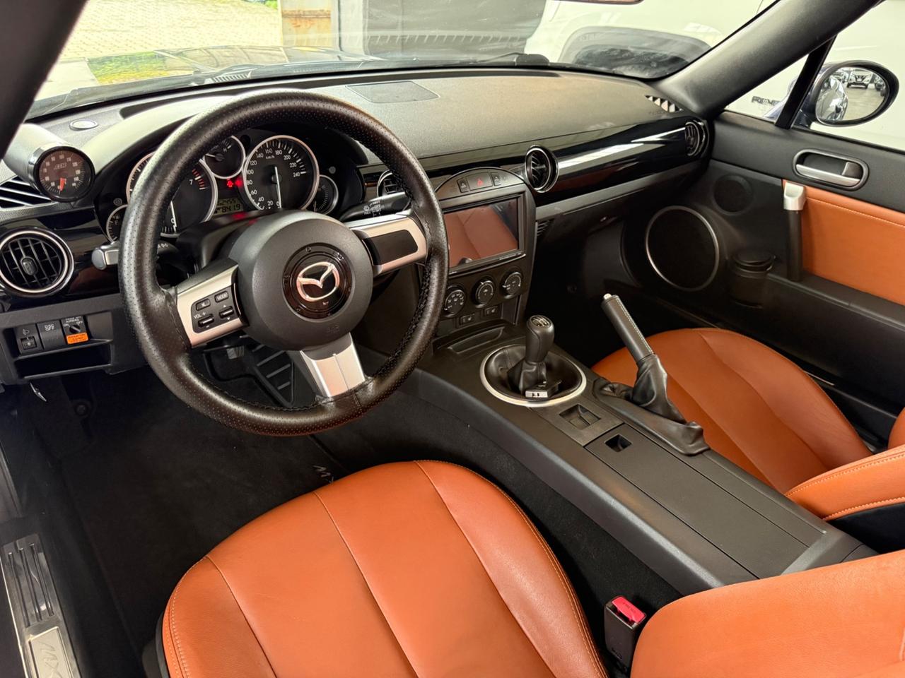 Mazda MX-5 Roadster Coupé 1.8L Fire