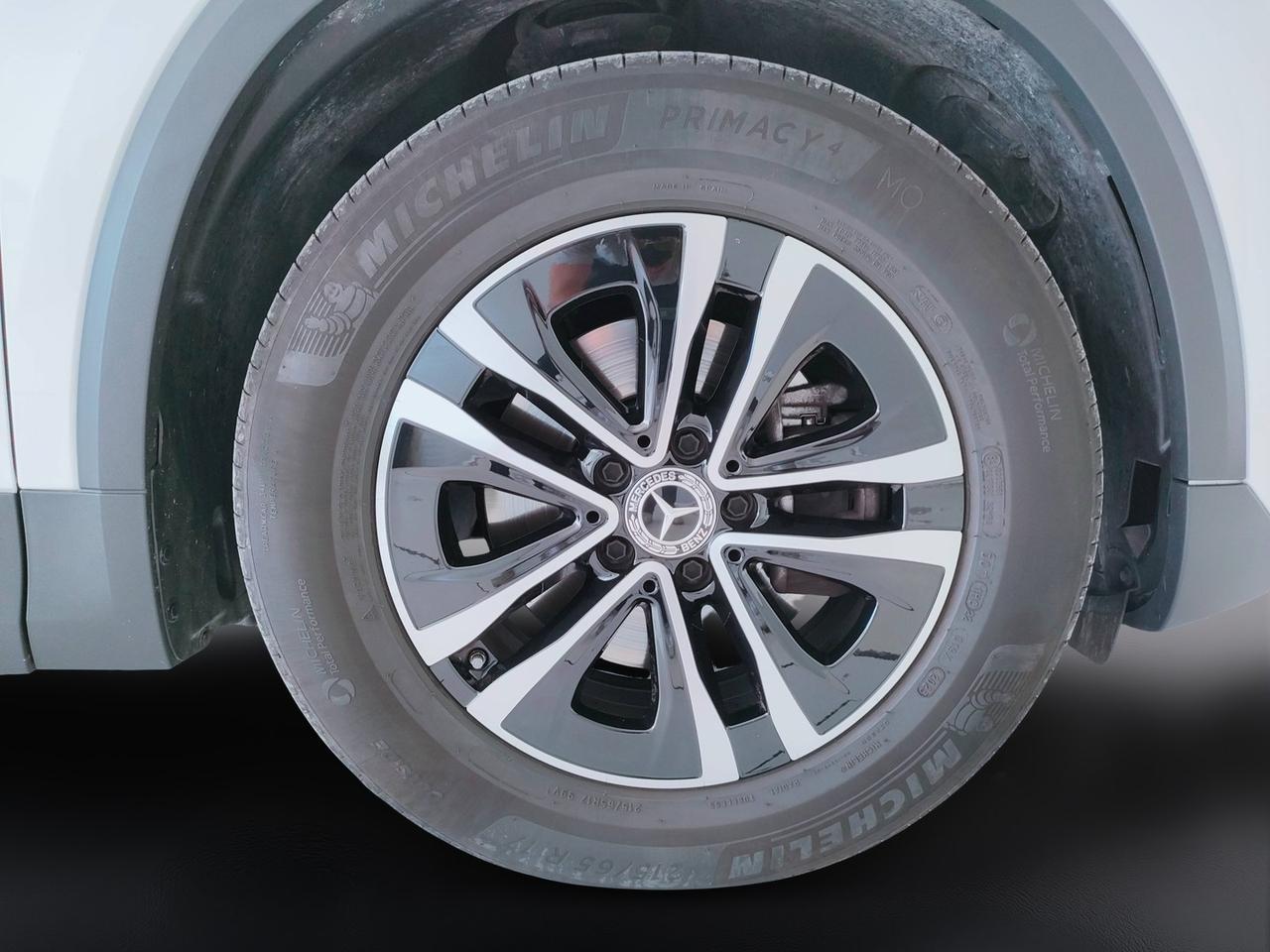 Mercedes-Benz GLA-H247 2023 - GLA 200 d Advanced 4matic auto