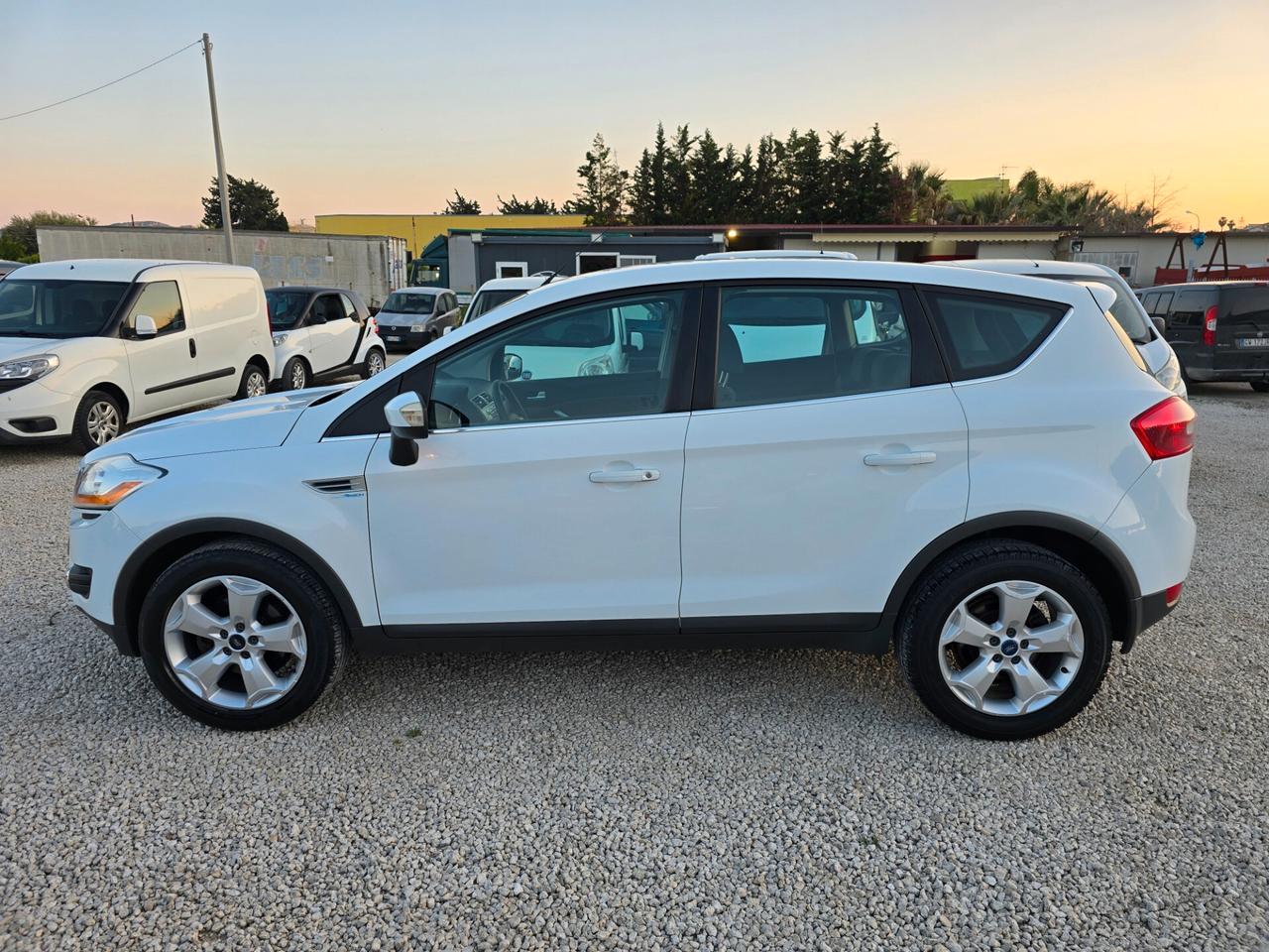 Ford Kuga 2.0 TDCi 140 CV 2WD Titanium DPF