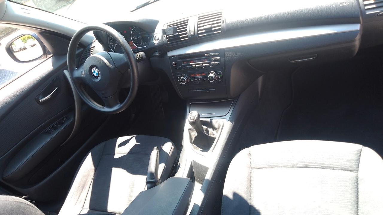Bmw 118 D 5 P ATTIVA 2010 EURO 5 A DPF