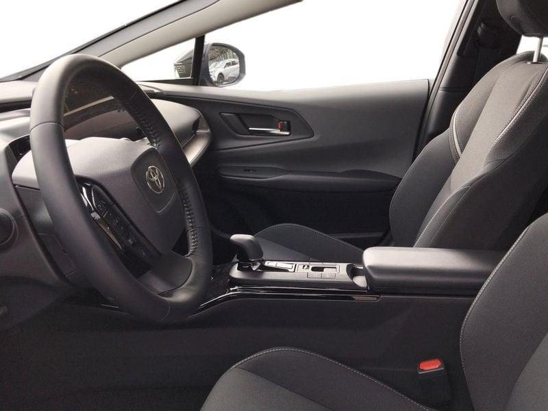 Toyota Prius Plug-in Hybrid Lounge