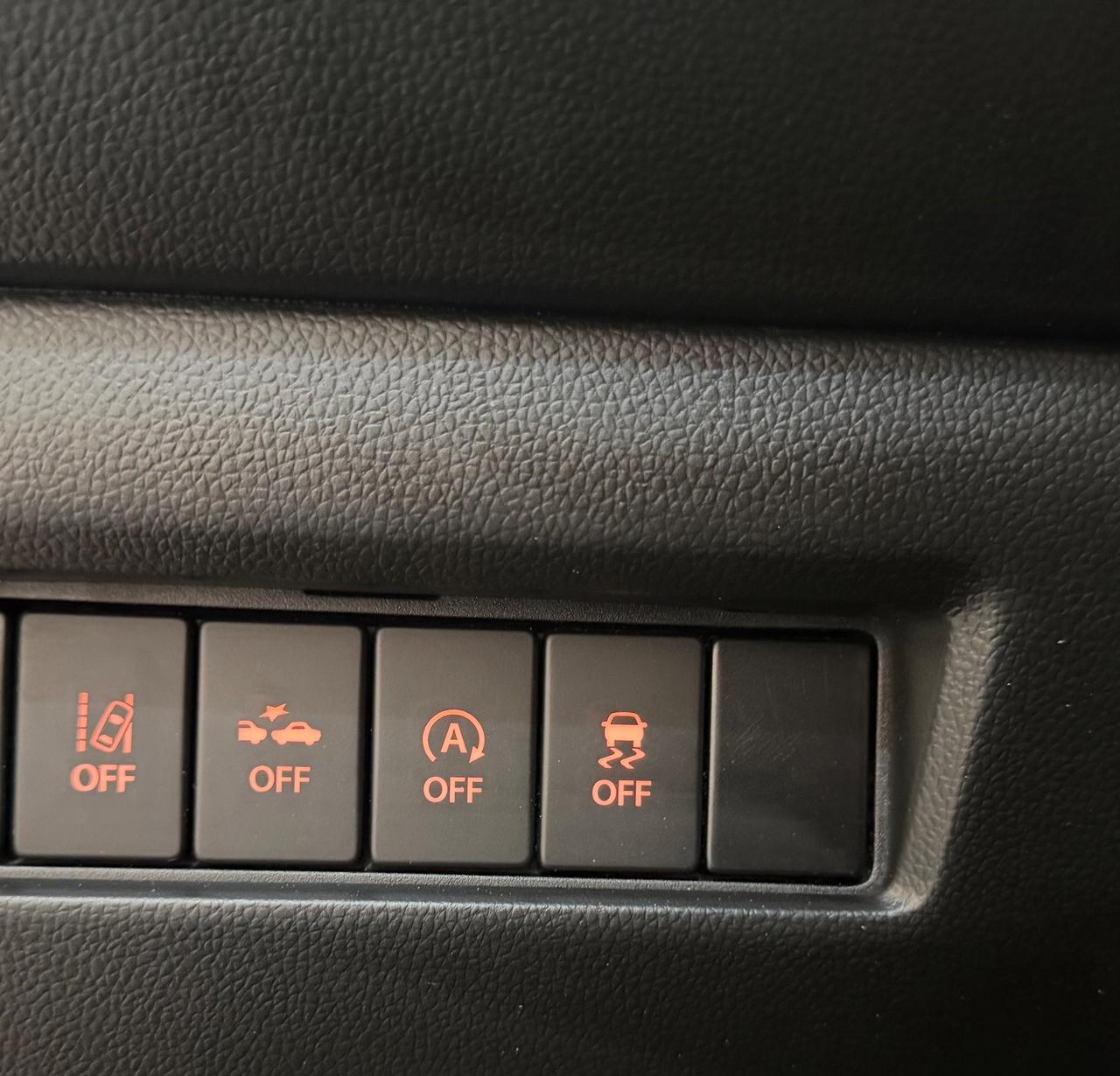 Suzuki Swift 1.2 Hybrid 4WD AllGrip Top