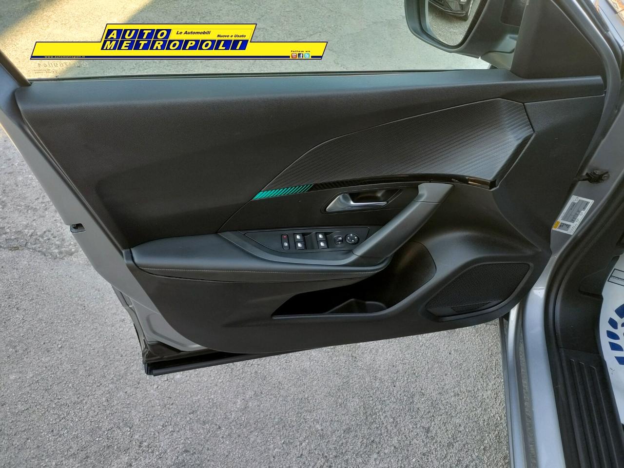 Peugeot 2008 Motore Elettrico 136 CV Allure