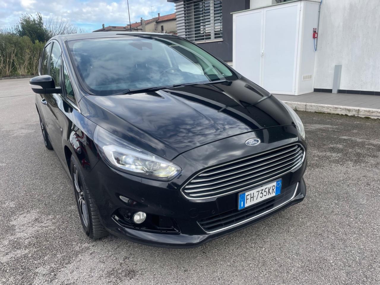 Ford S-Max 2.0 TDCi 7 posti Powershift anno 2017