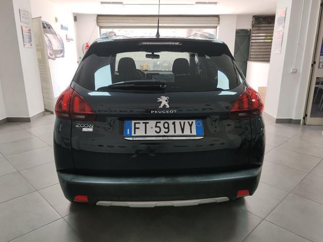 PEUGEOT 2008 BlueHDi 100 S&S Style