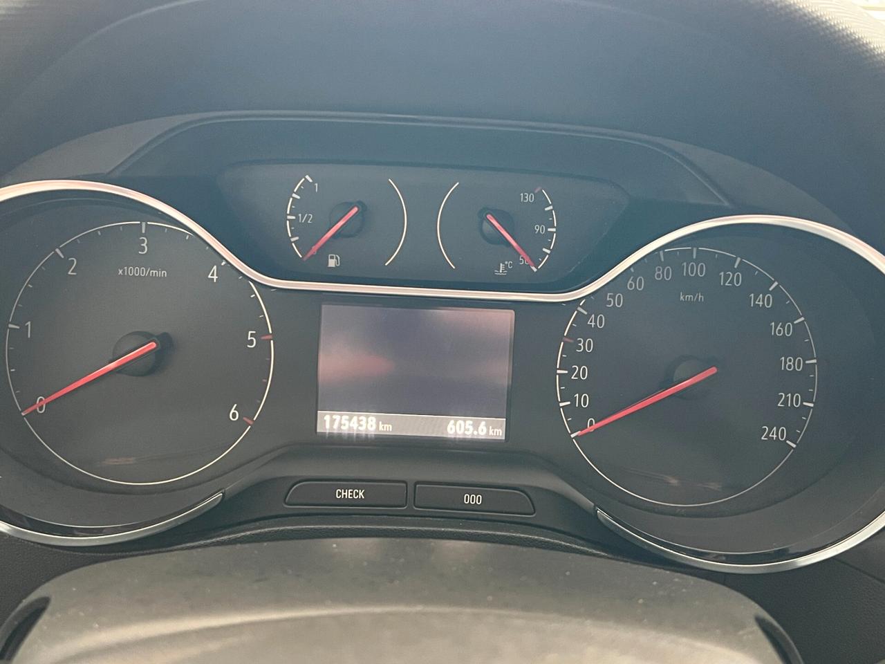 Opel Crossland X 1.6 ECOTEC D 8V Start&Stop Ultimate