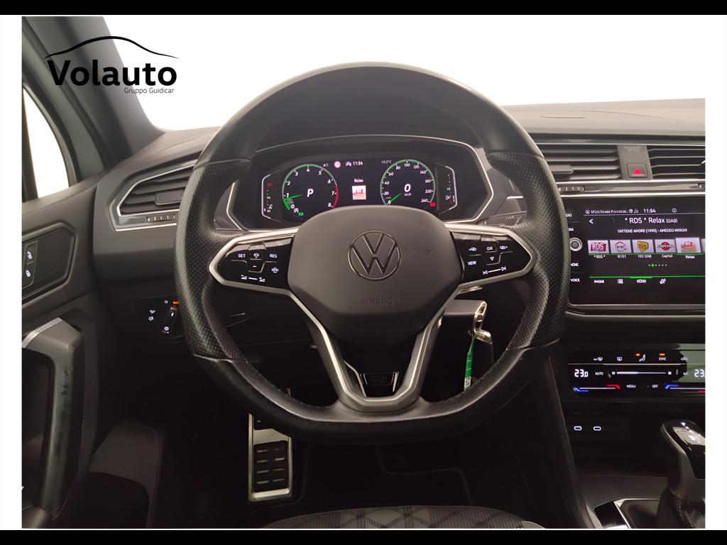 VOLKSWAGEN Tiguan II 2021 - Tiguan 1.5 tsi R-Line 150cv dsg