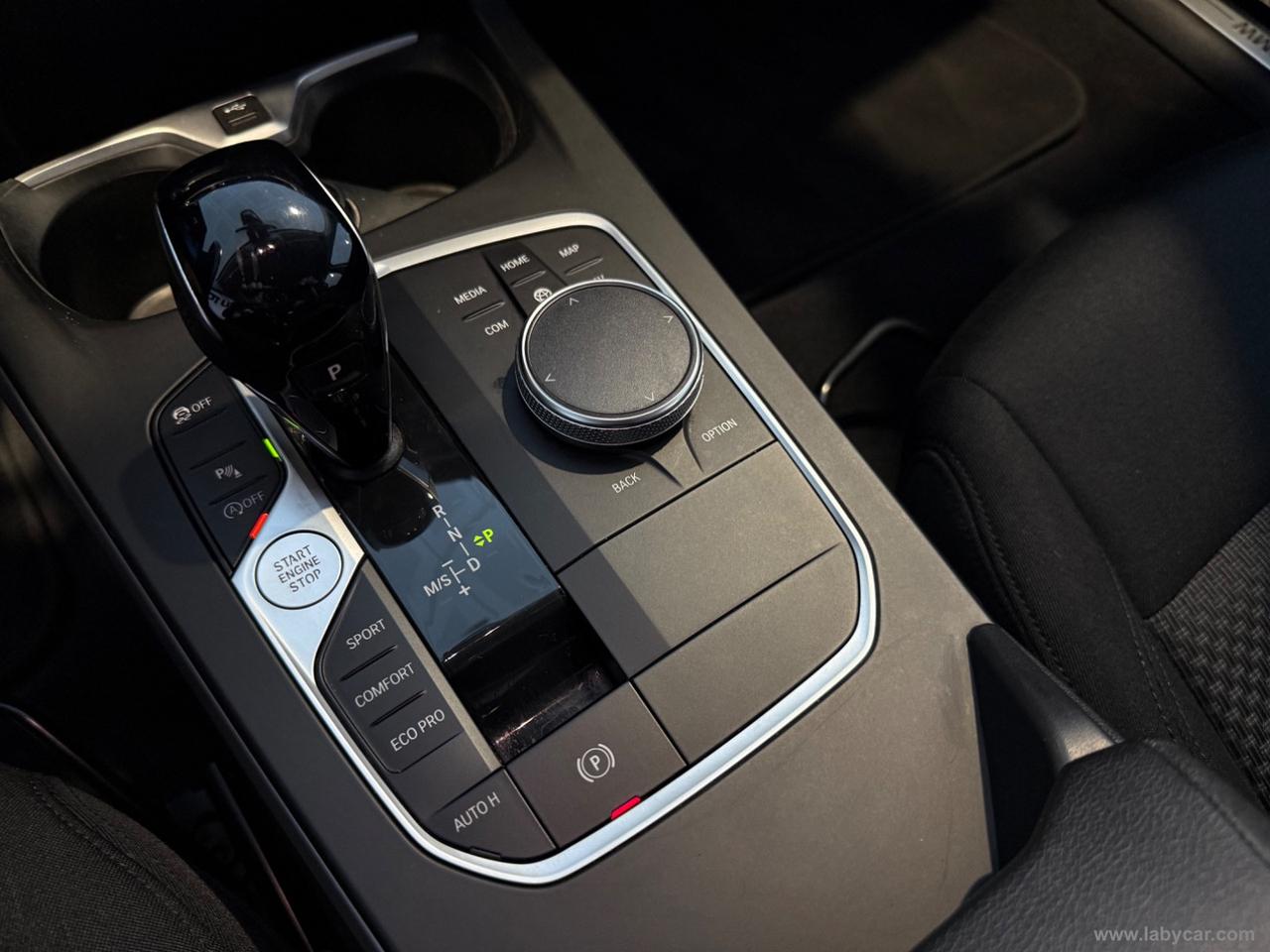 BMW 116d 5p. Business Advantage