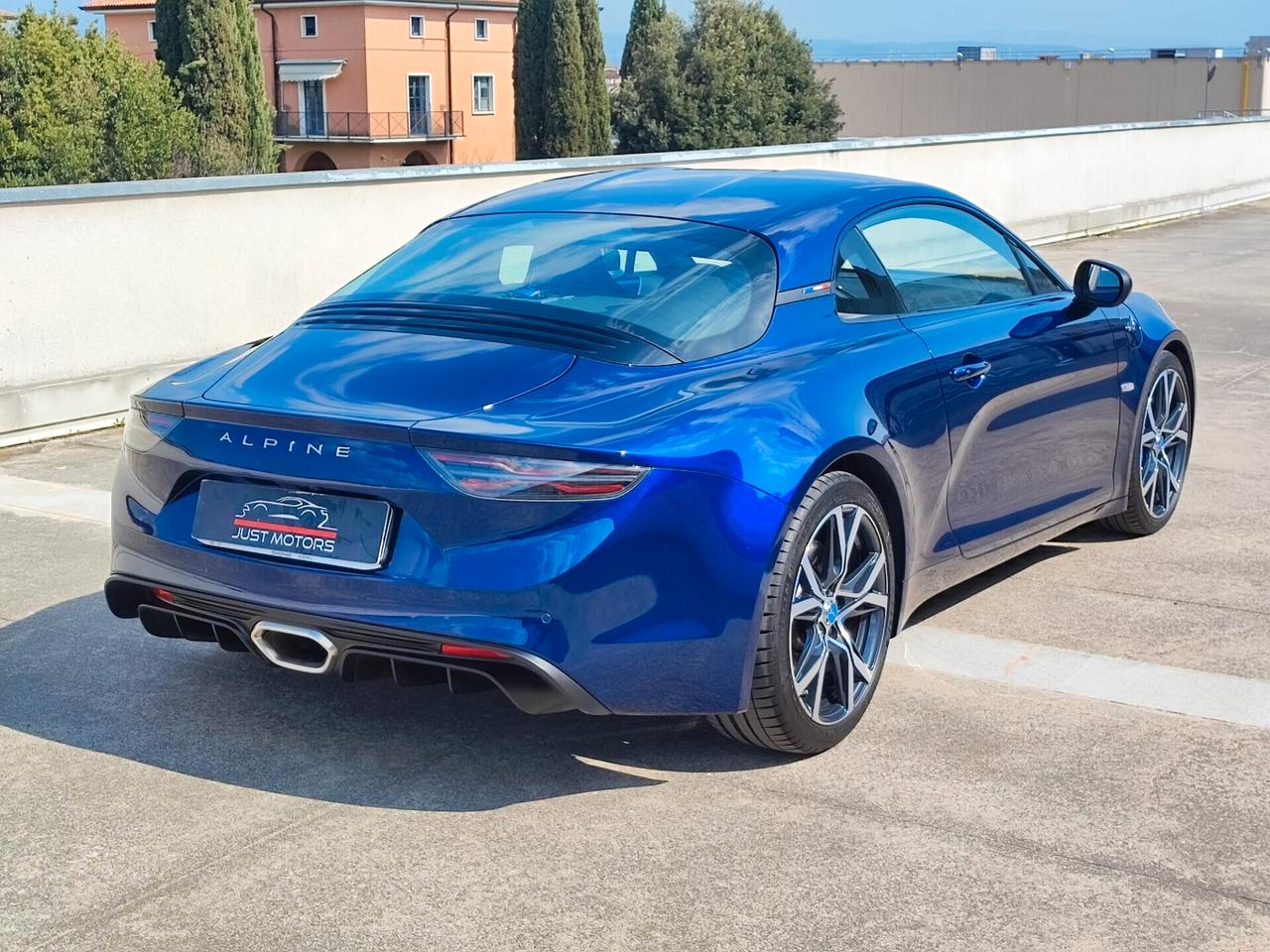 Alpine A110 L&amp;eacute;gende