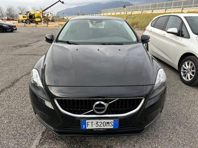 VOLVO V40 D2 Business