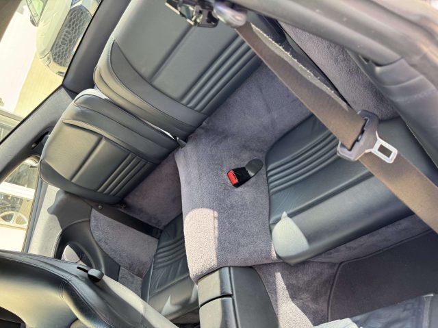 PORSCHE 996 911 Coupe