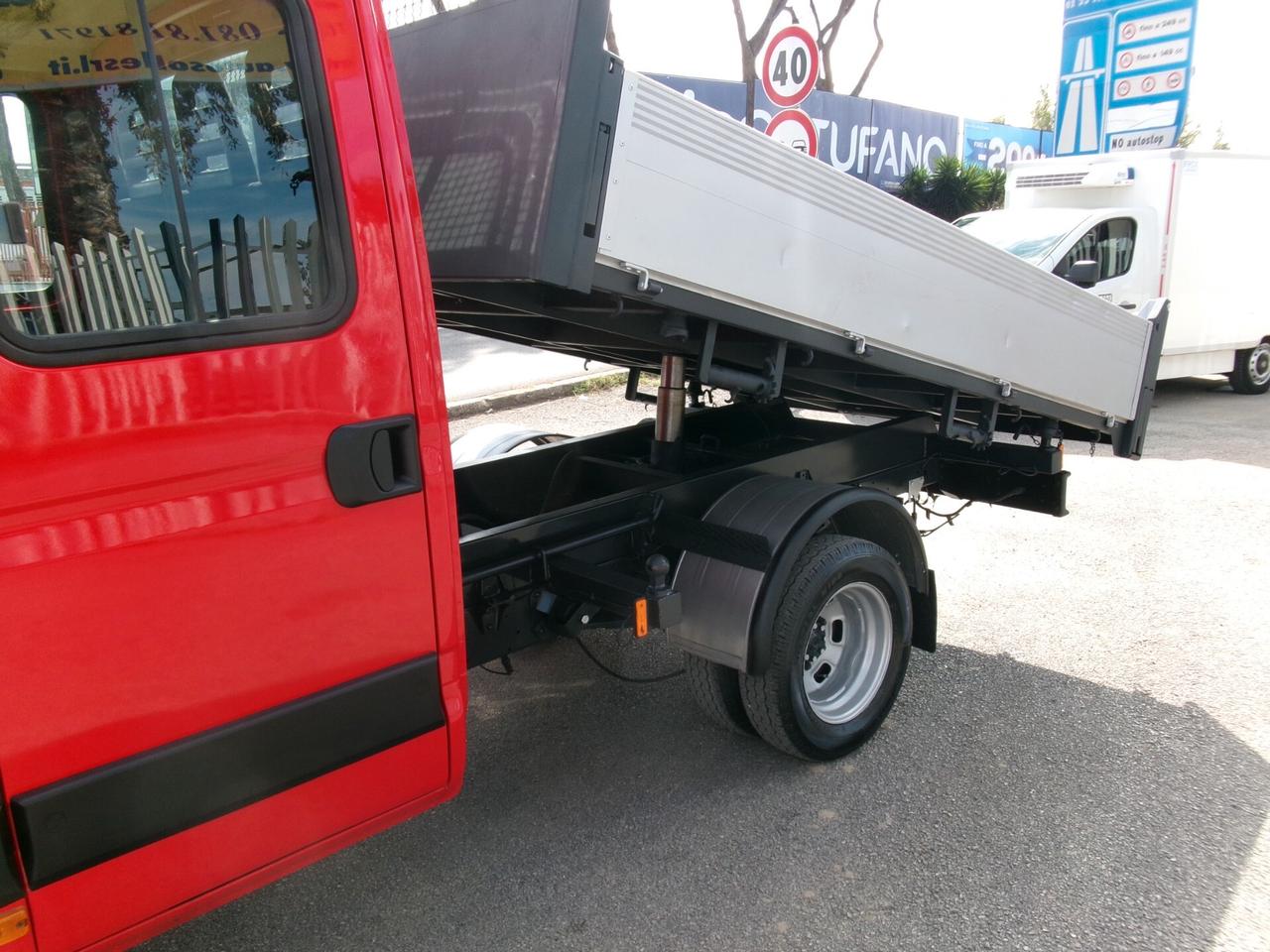 Iveco Daily 35C13 2.3 130CV EURO 5 DOPPIA CABINA 7P RIBALTABILE TRILATERALE