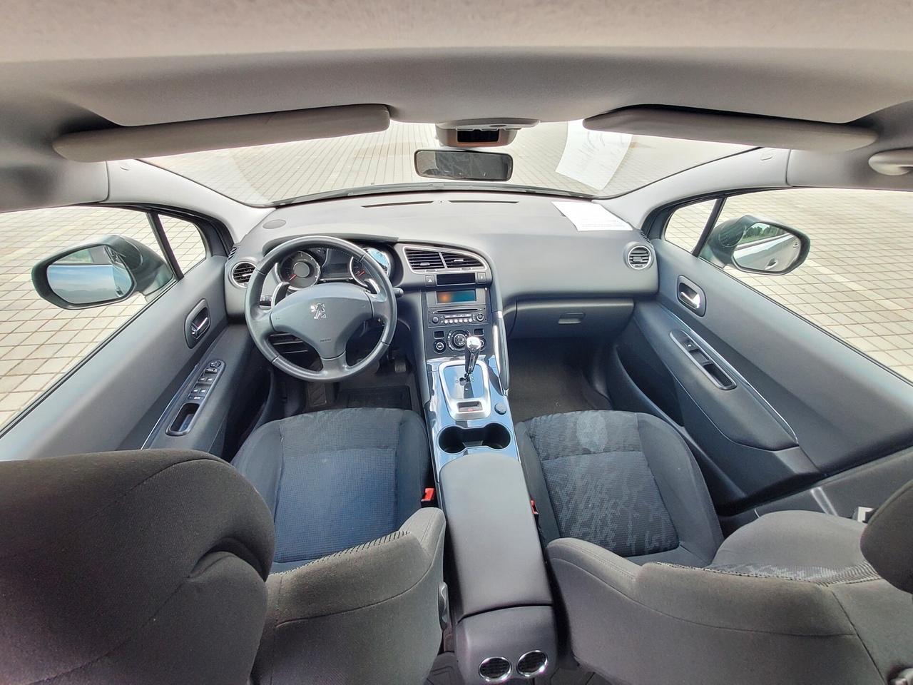 Peugeot 3008 1.6 e-HDi 112CV cambio robotizzato Stop&Start Allure