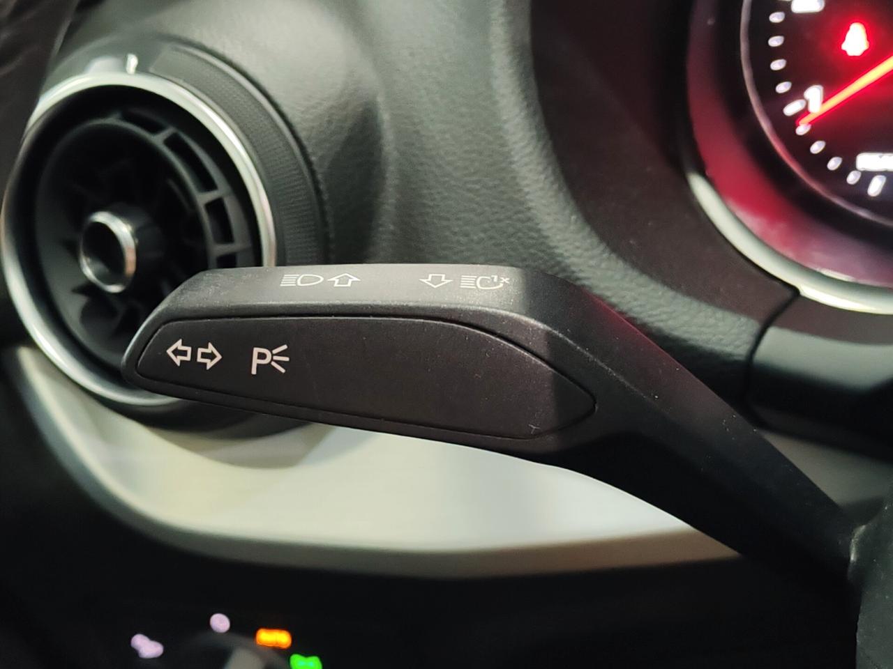 Audi Q2 30 TDI S tronic 2020