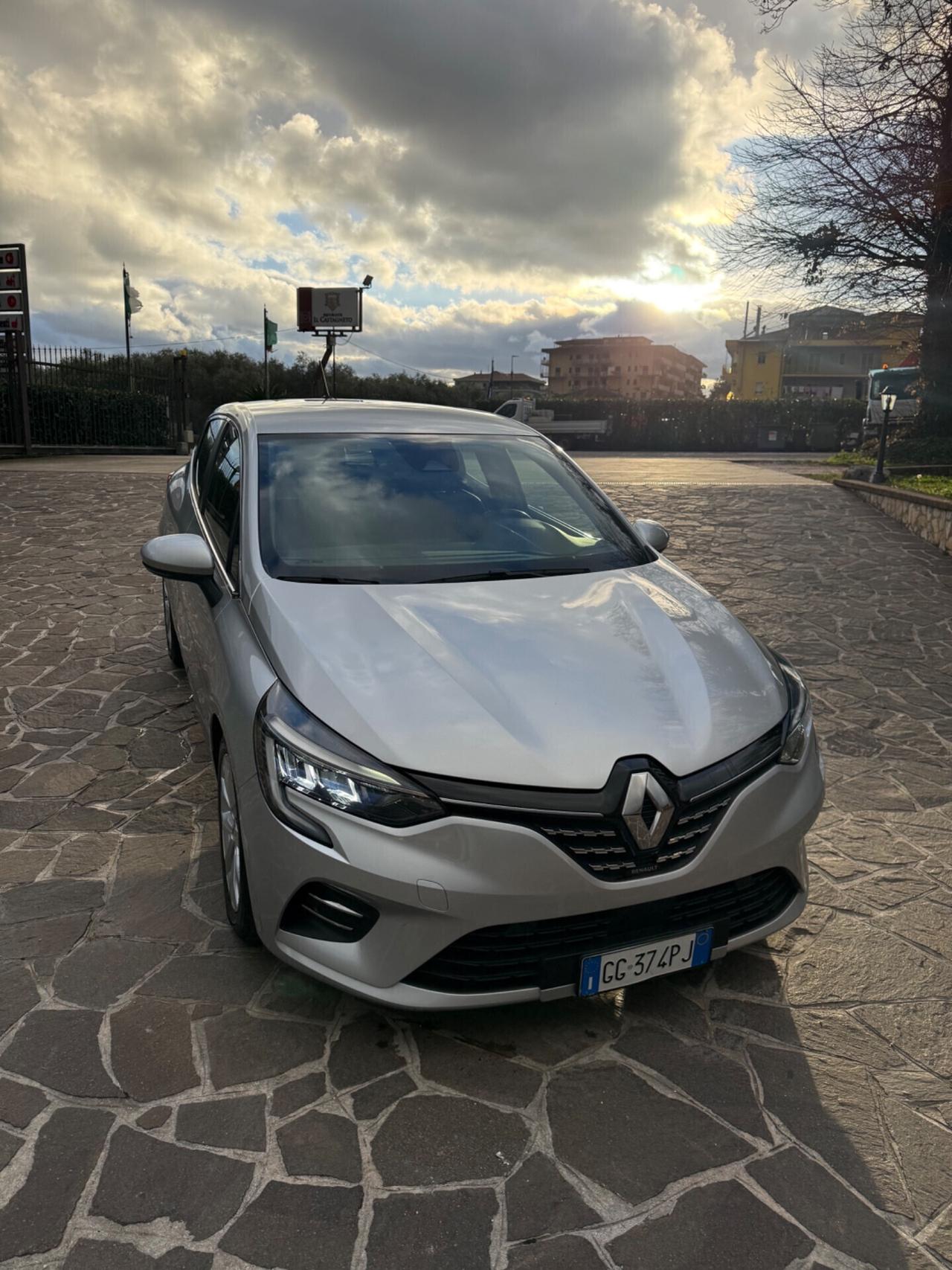 Renault Clio GPL 2021 uni proprietario 57000 km