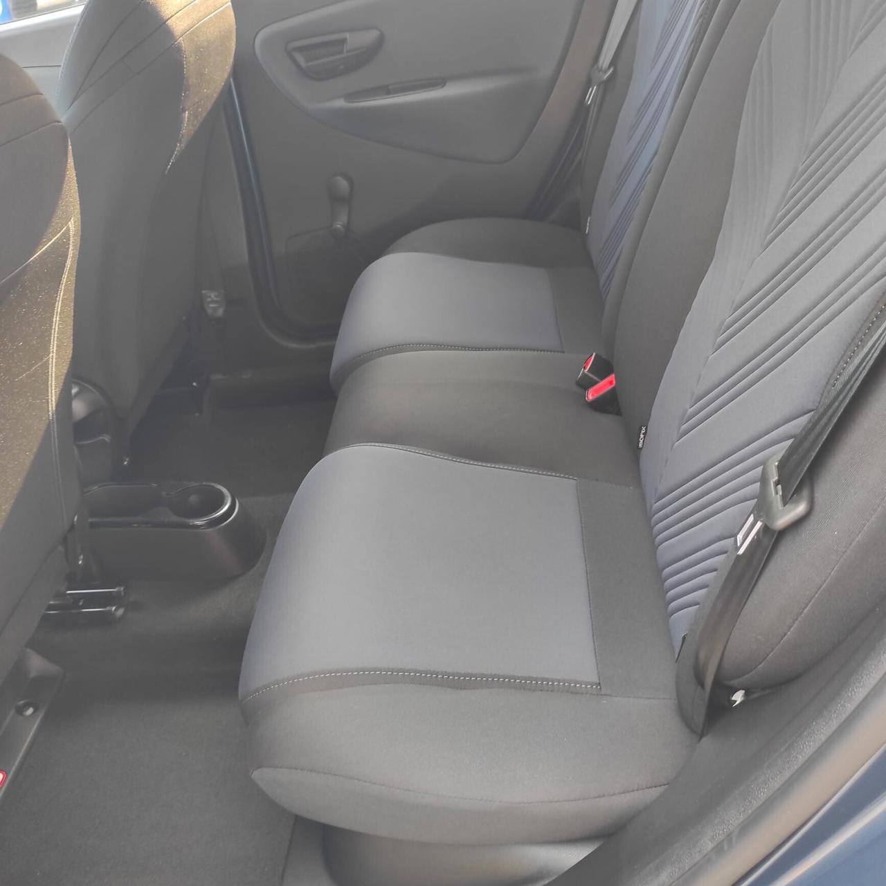 Lancia Ypsilon 1.0 Bz 70 Cv Hybrid Gold