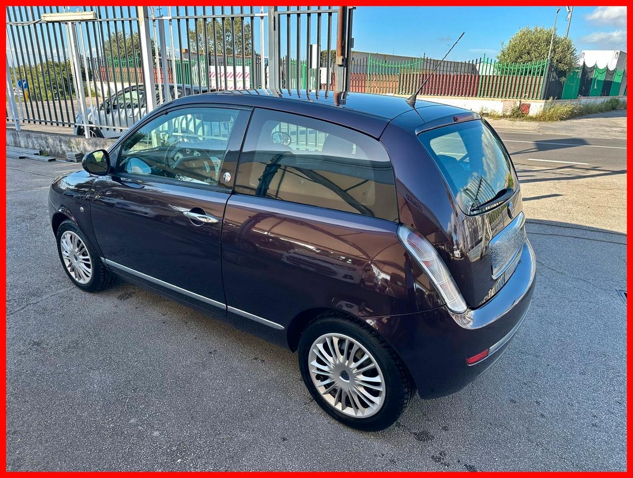 Lancia Ypsilon 1.4 Diva Ecochic GPL