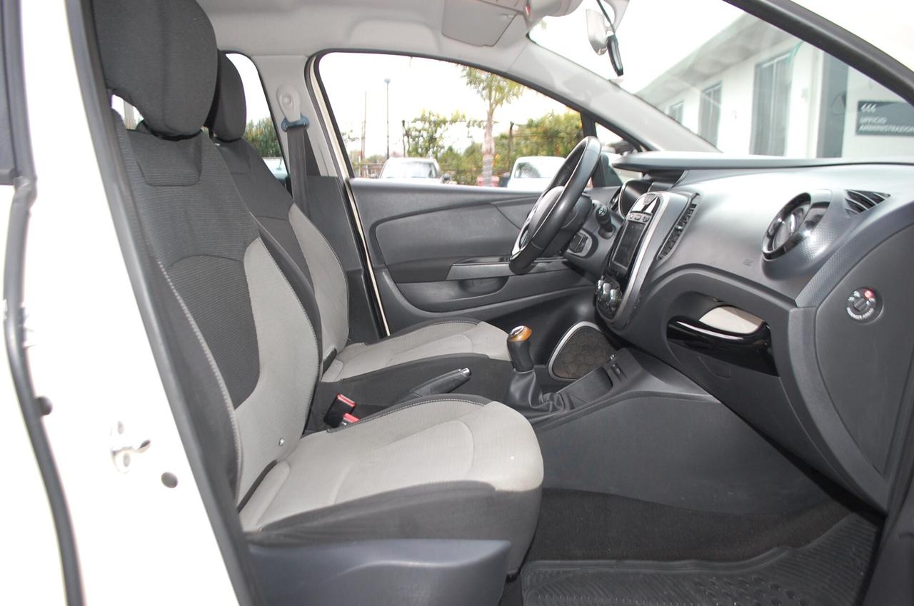 Renault Captur 1.5 dci 90CV Live S&S Uff Italy Navi Led USB Lega