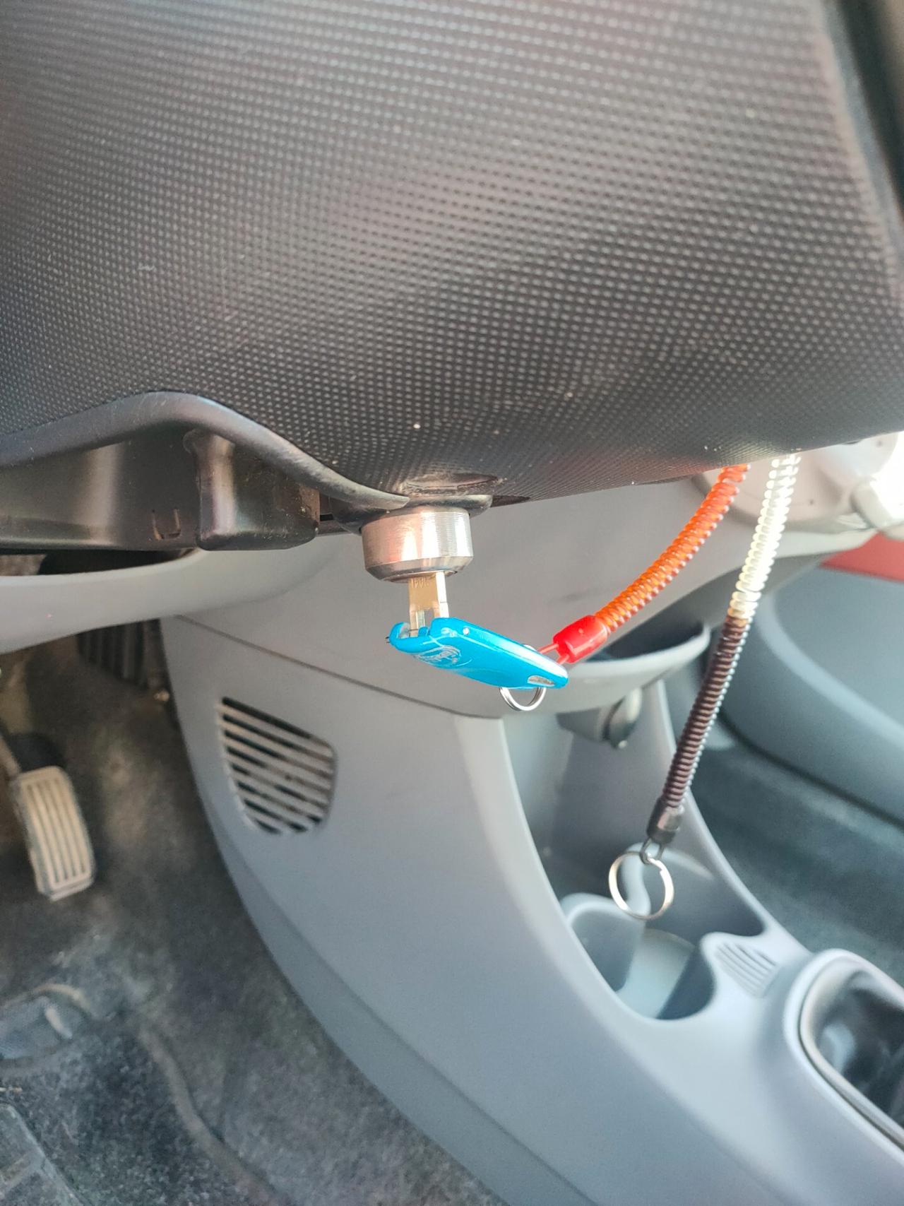 Peugeot 107 1.0 68CV 5p. Plaisir