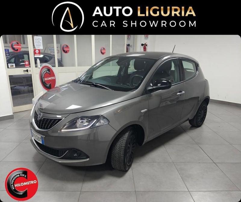 Lancia Ypsilon 1.0 FireFly 70cv Hybrid Silver