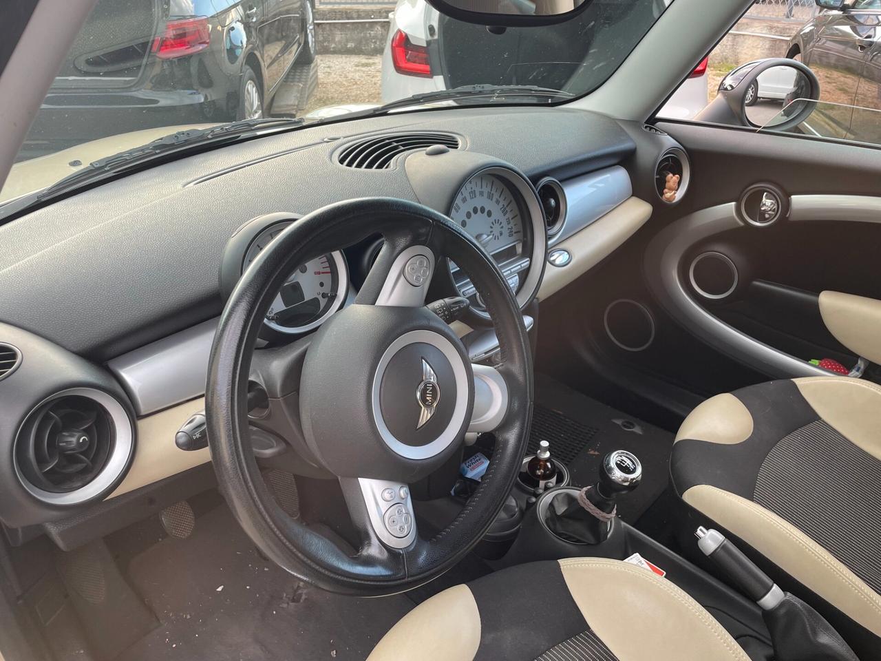 Mini 1.6 16V Cooper Pepper