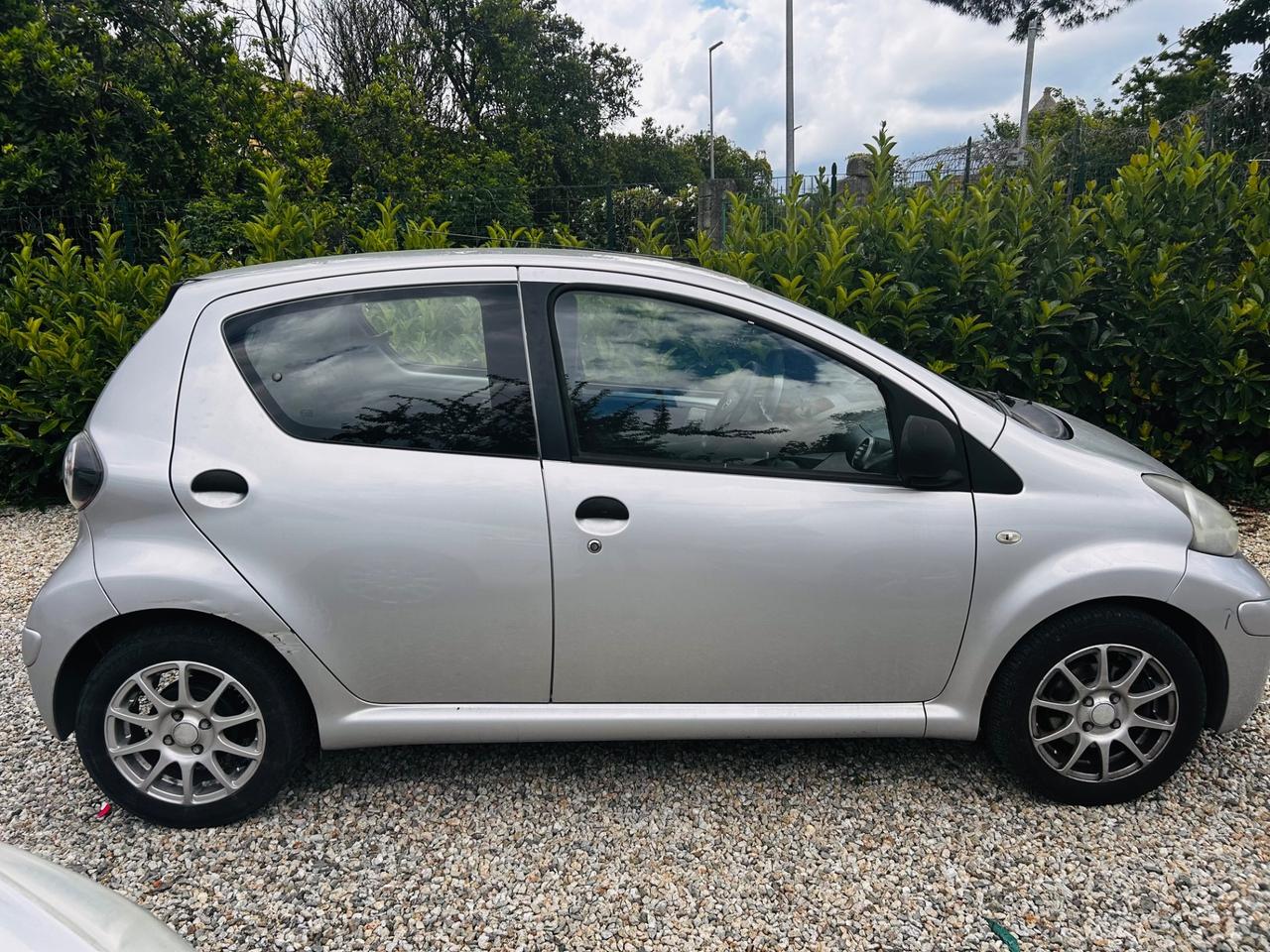 Toyota Aygo 1.0 12V VVT-i 5 porte Now