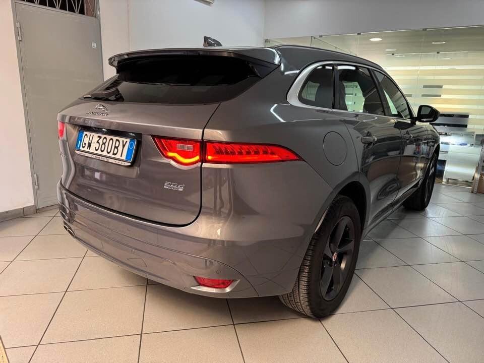 Jaguar F-Pace 2.0 D 180 CV AWD