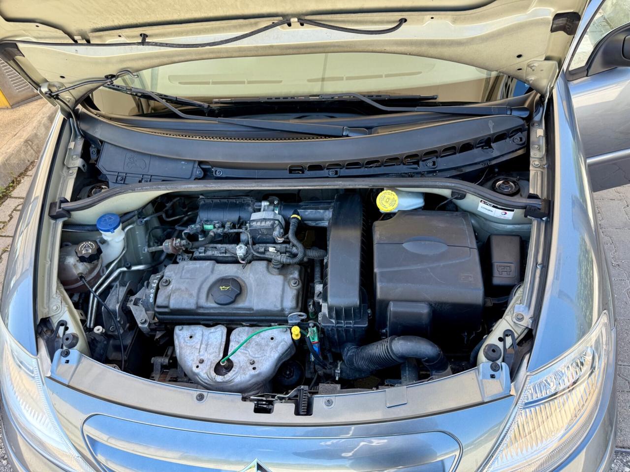 Citroen C3 exclusive 1.1 Benzina 90milaKM NEOPATENTATI
