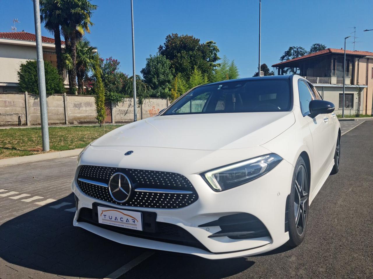 Mercedes-Benz A 180 AMG Line Premium #6483