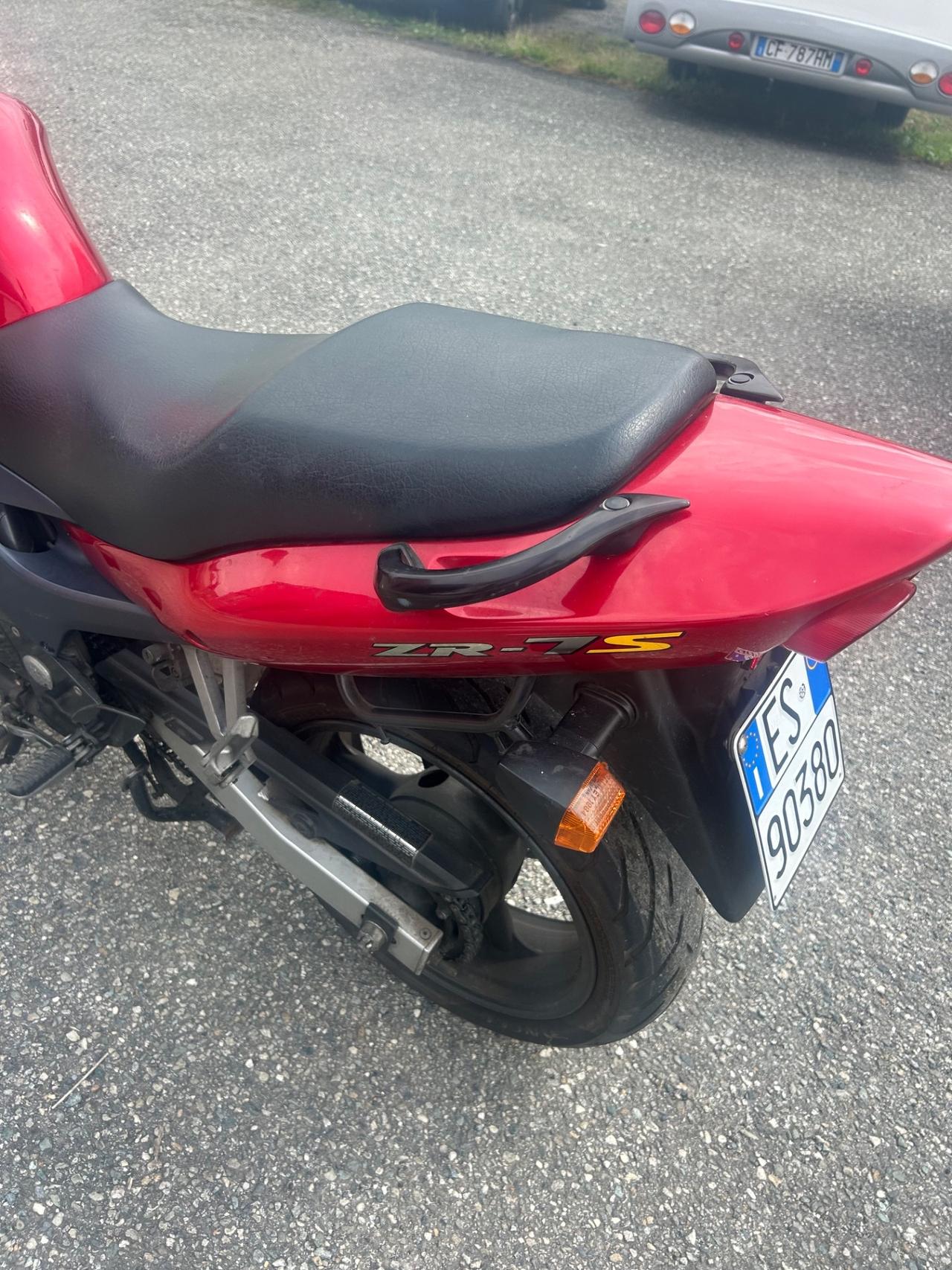 903 zr7s 1200 kawasaki del 2002 in saldo