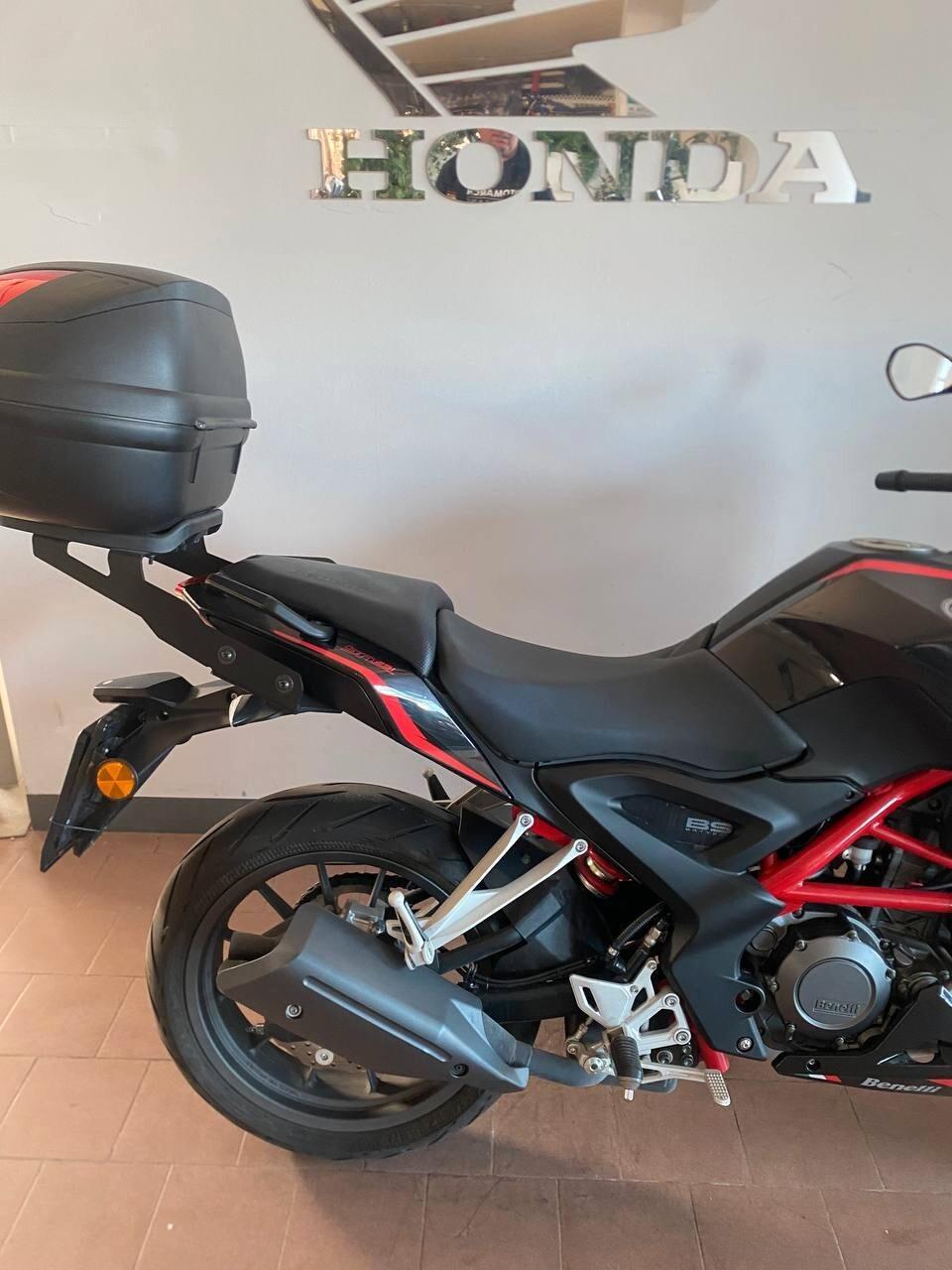 Benelli BN 251