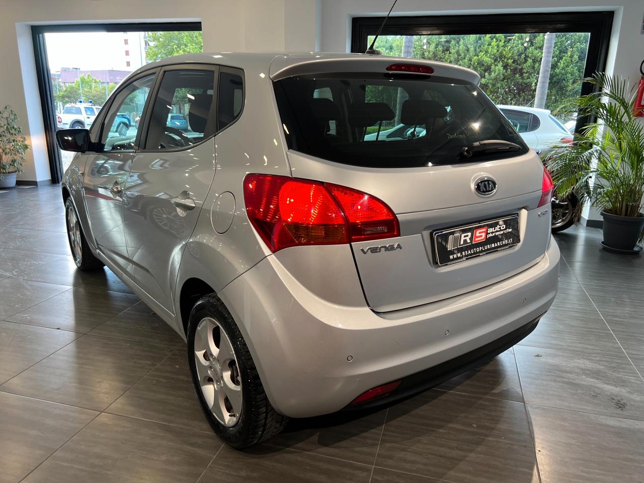 Kia Venga 1.4 CRDi 90CV WGT EX