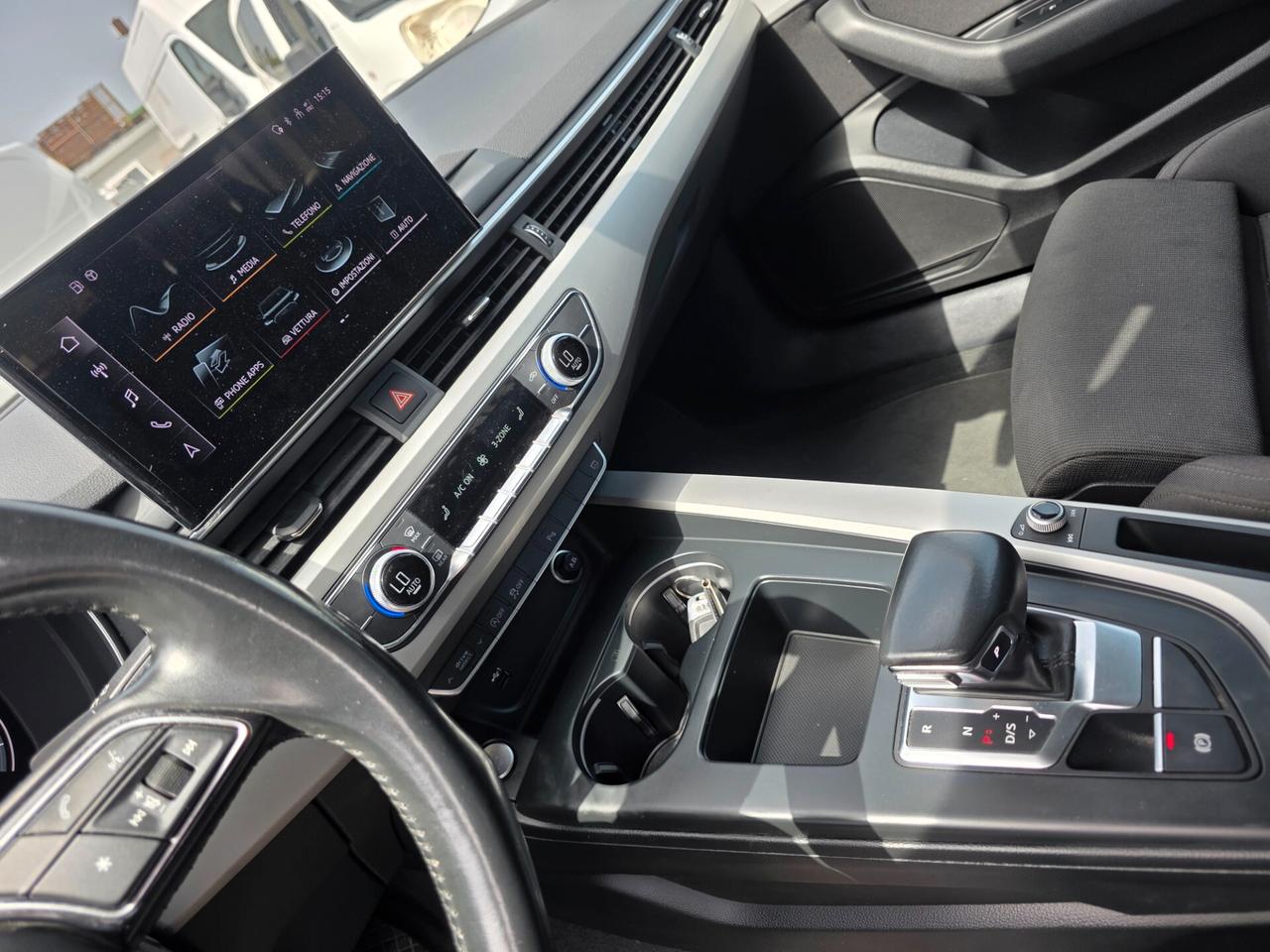 Audi A4 Avant 40 TDI S tronic line edition