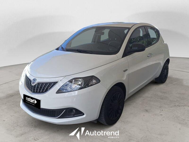 Lancia Ypsilon 1.0 FireFly 70 CV Hybrid Silver S&S