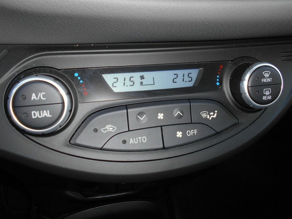 Toyota Yaris 5 Porte 1.5 VVT-i Hybrid Active E-CVT