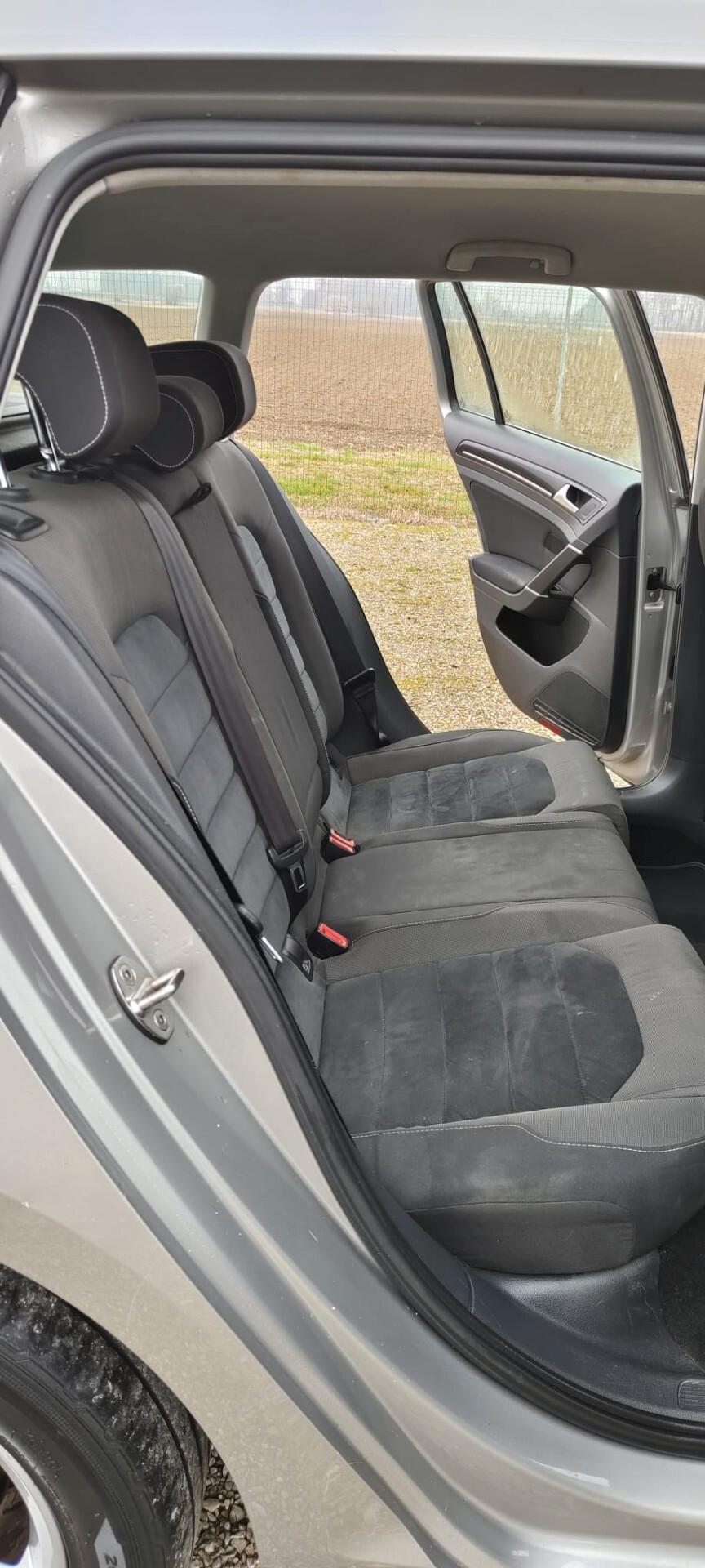 Volkswagen Golf Variant 1.4 TGI Executive 4 Free BlueMotion