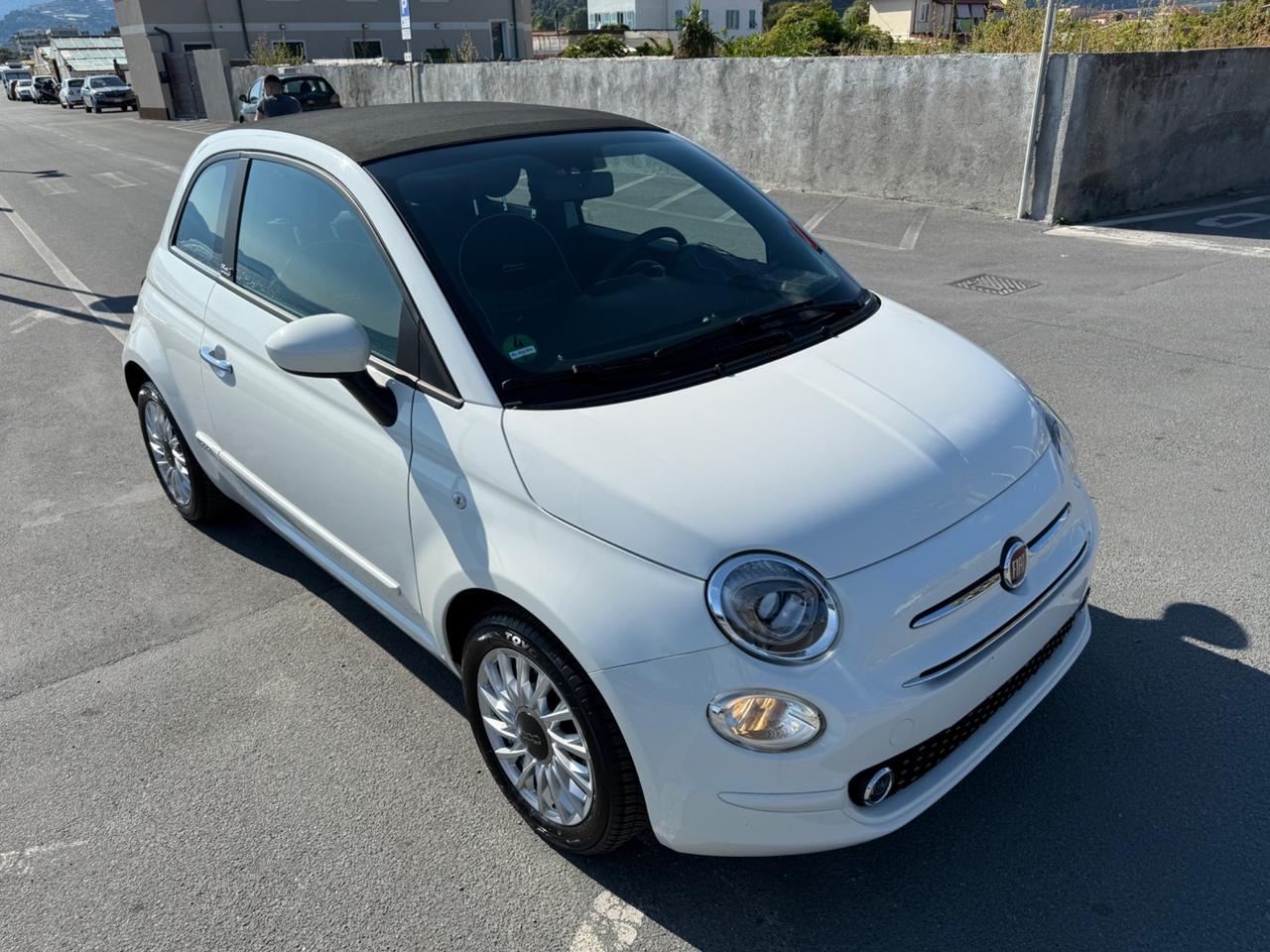 Fiat 500 C 1.0 Hybrid Dolcevita