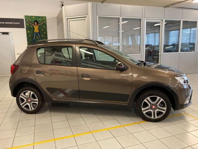 Dacia Sandero Stepway Techroad 0.9 TCe 90cv rif.FW528