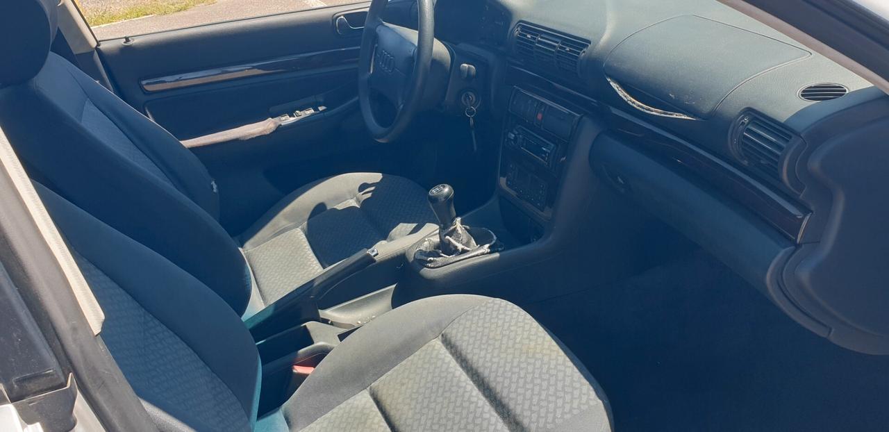 Audi A4 1.8 turbo cat