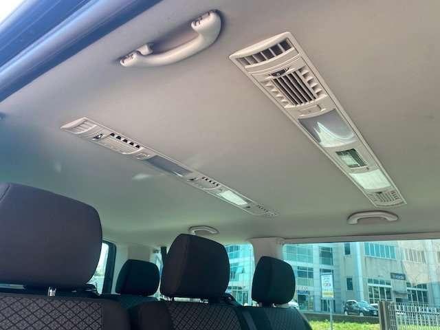 Volkswagen T6 Caravelle 2.0 TDI TRENDLINE 9 Posti