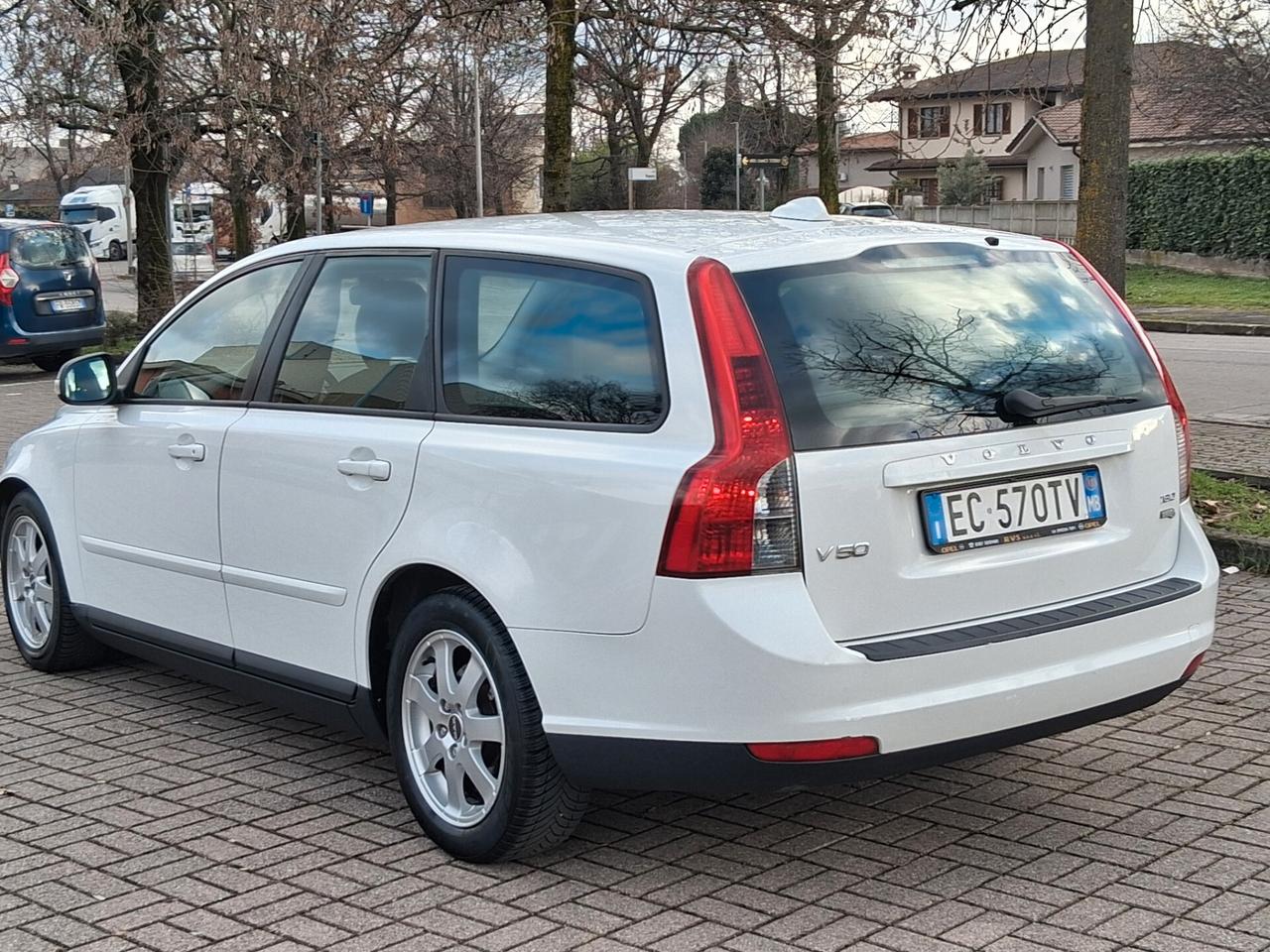 Volvo V50 D4 Geartronic R-design