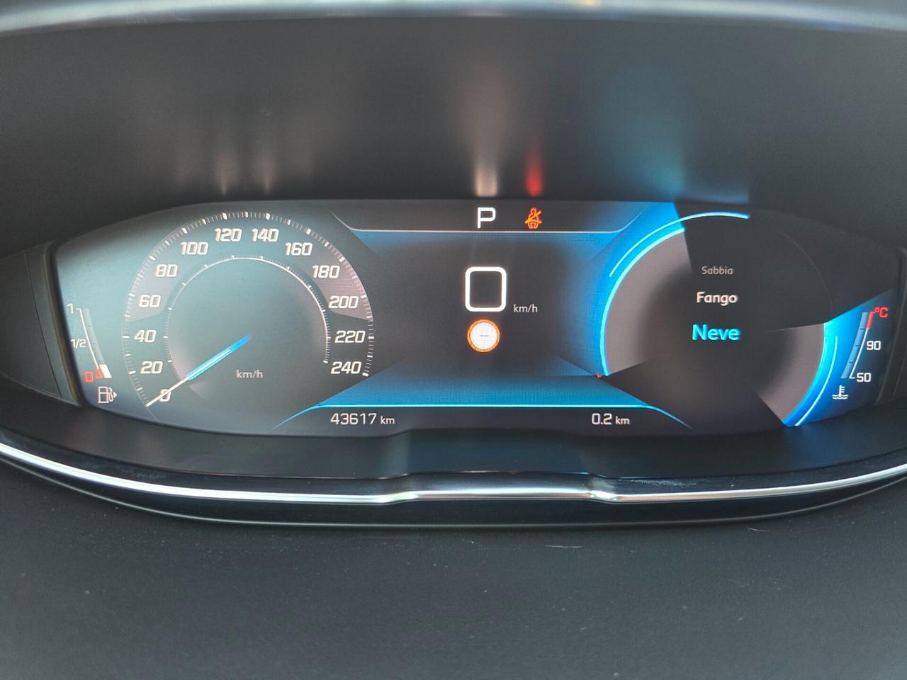 Peugeot 5008 1.5 Bluehdi 130cv EAT8 ALLURE / 7 POSTI