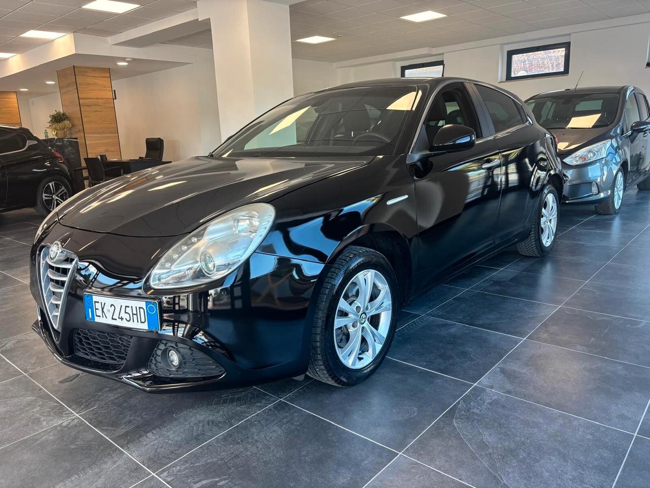 ALFA ROMEO GIULIETTA ANNO 2011 DS 2.0 ADATTA NEOPATENTATI KM 185 MILA